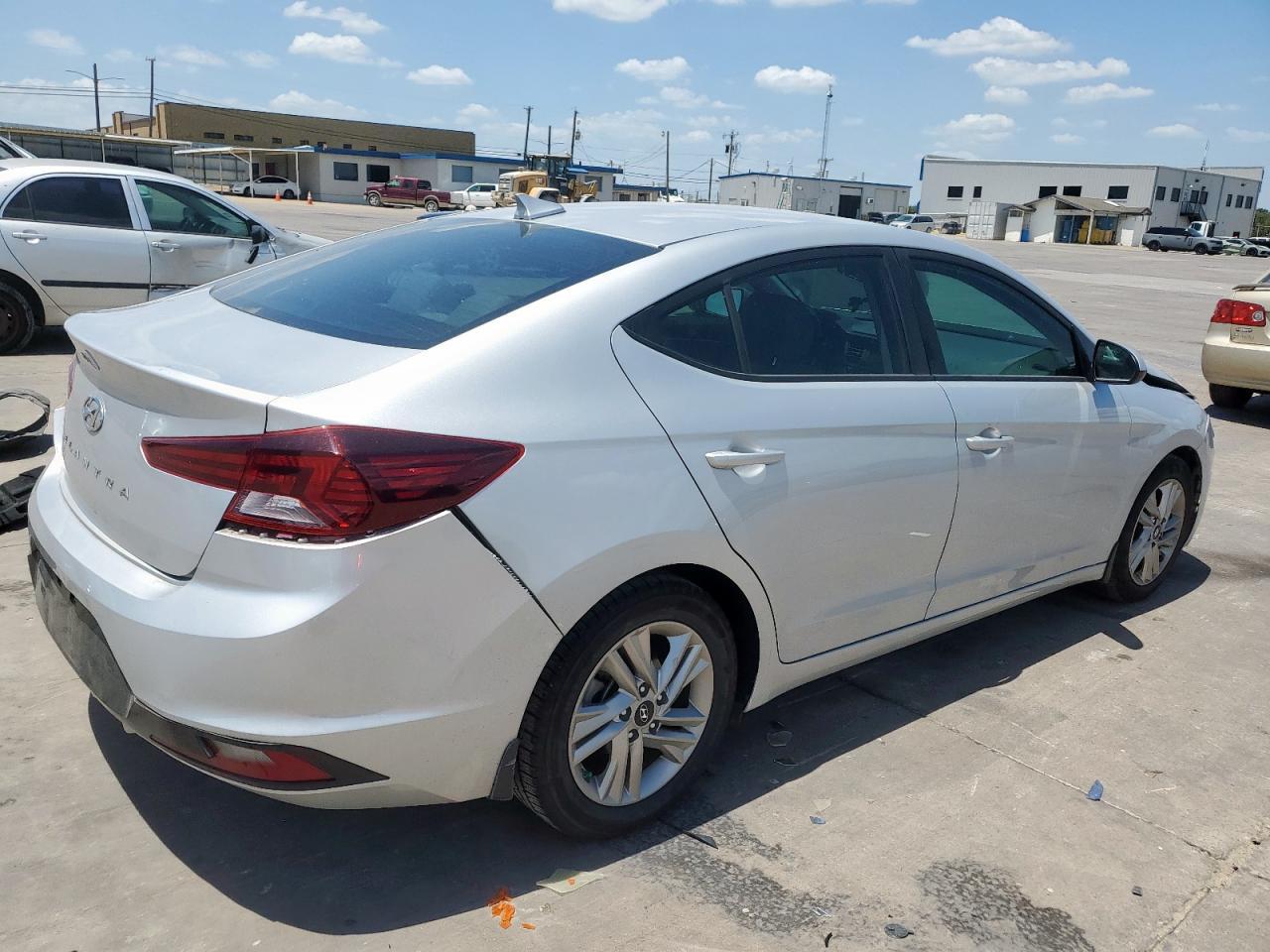 2020 Hyundai Elantra Sel - Image 3