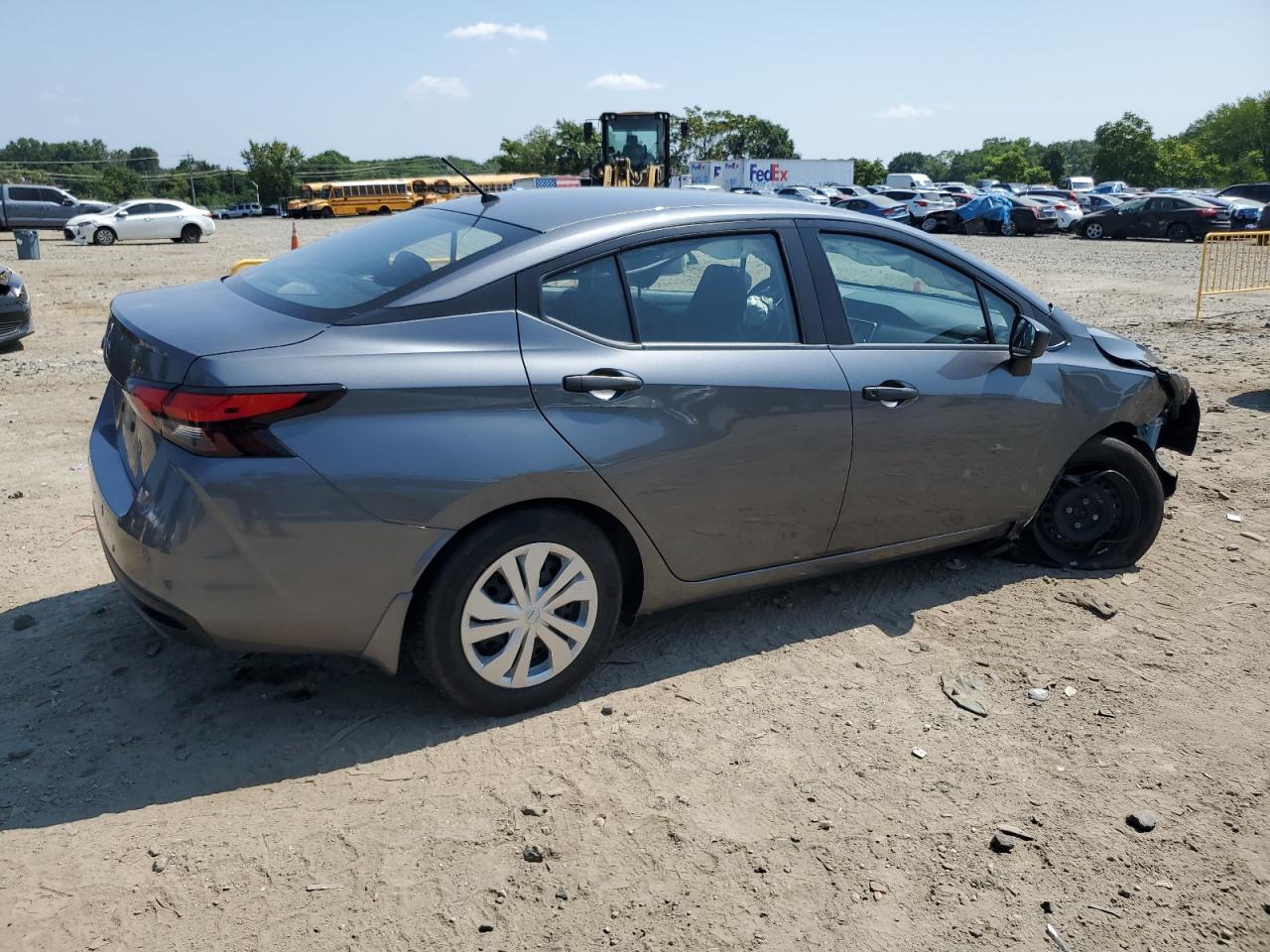2023 Nissan Versa S - Image 3