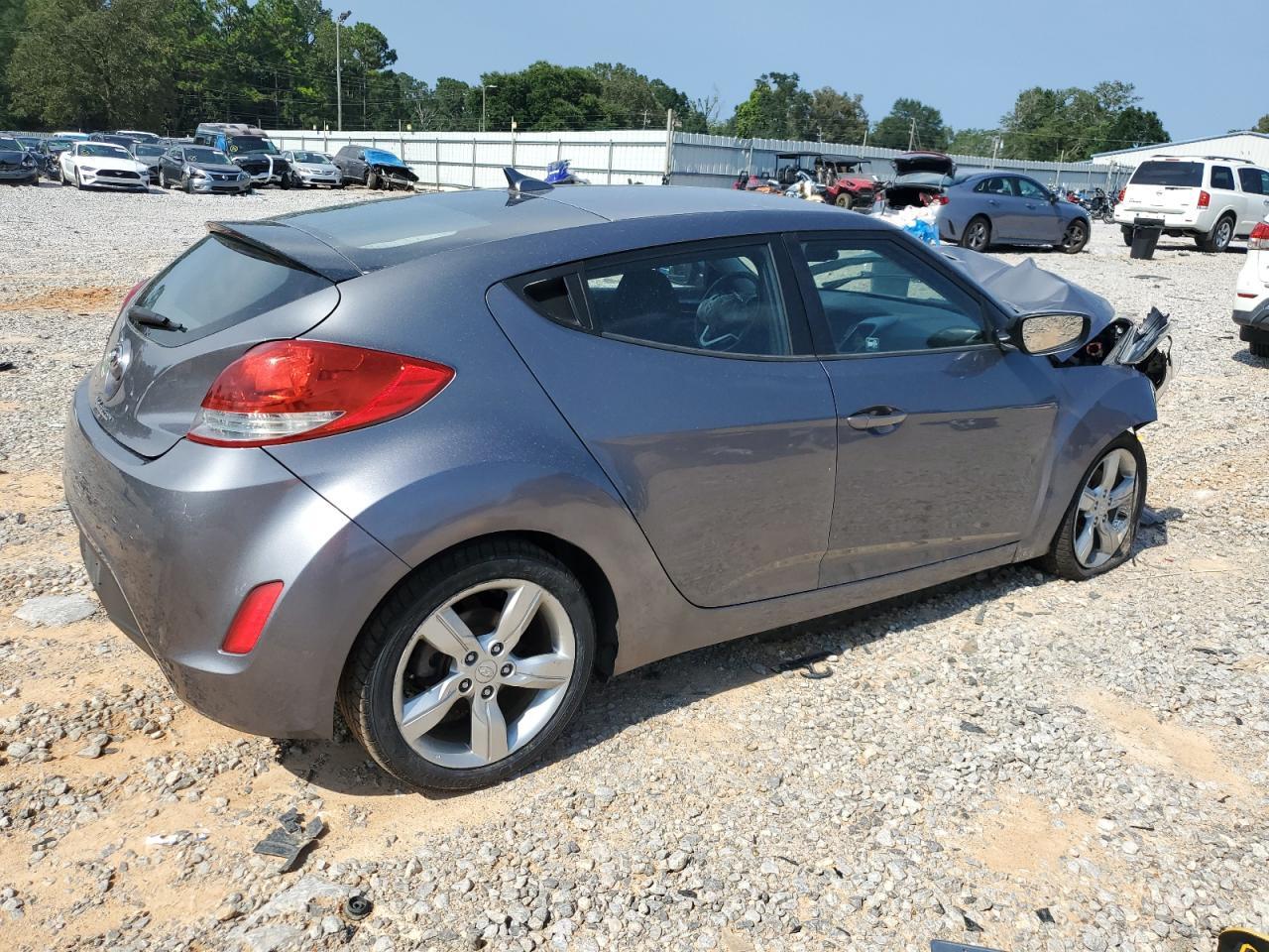 2012 Hyundai Veloster - Фото 3