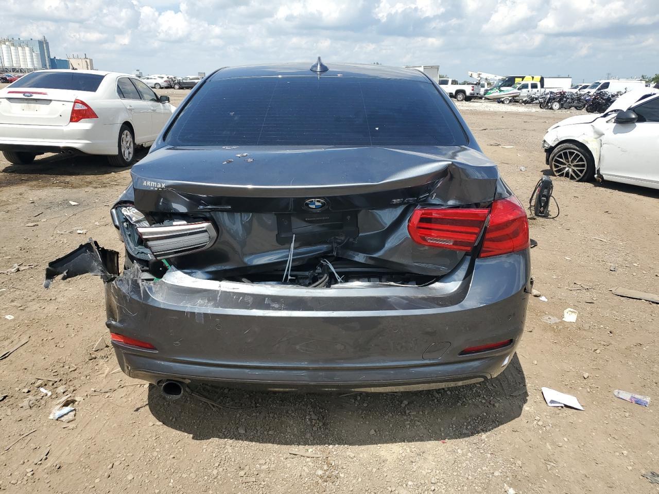 2017 BMW 320 Xi - Фото 6