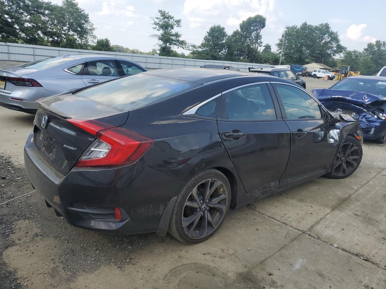 2021 Honda Civic Sport - Фото 3