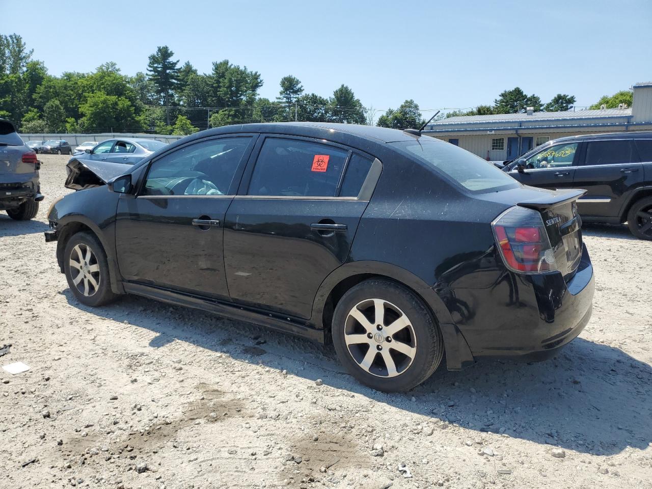 2012 Nissan Sentra 2.0 - Фото 2