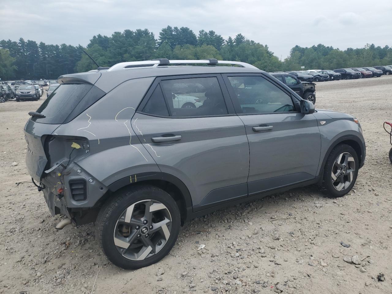 2023 Hyundai Venue Sel - Фото 3