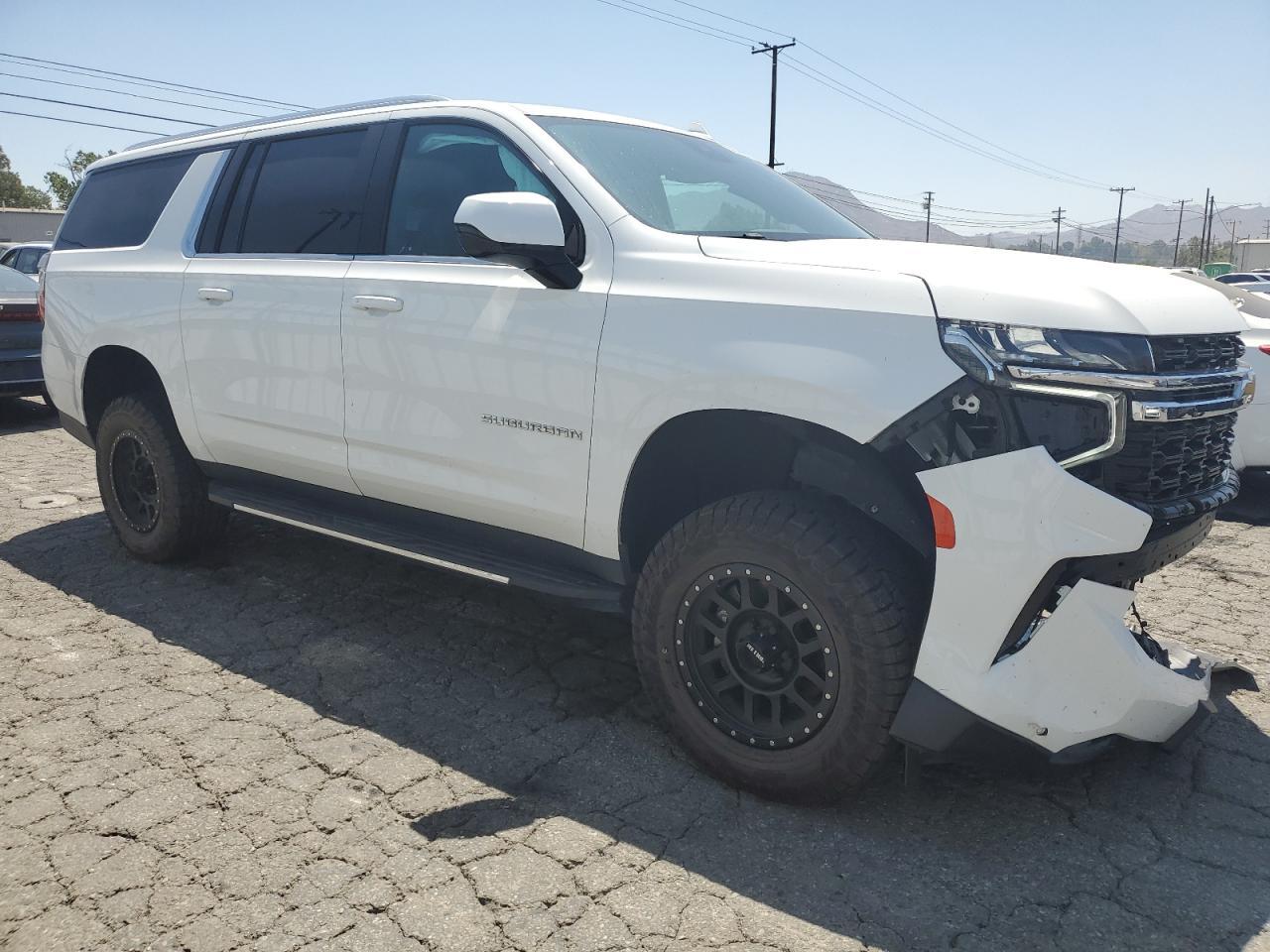 2023 Chevrolet Suburban K1500 Ls - Image 4