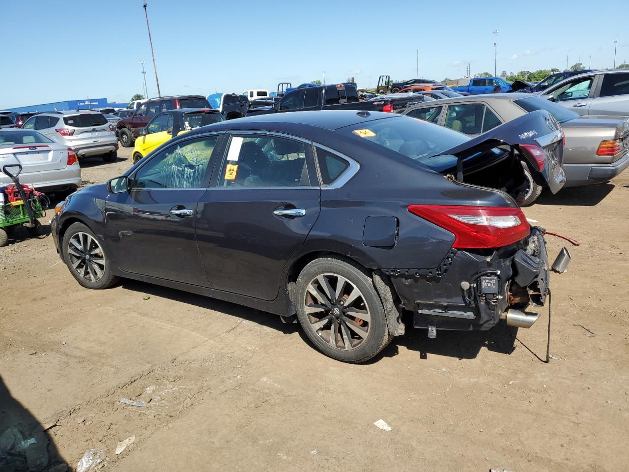2018 Nissan Altima 2.5 - Image 2