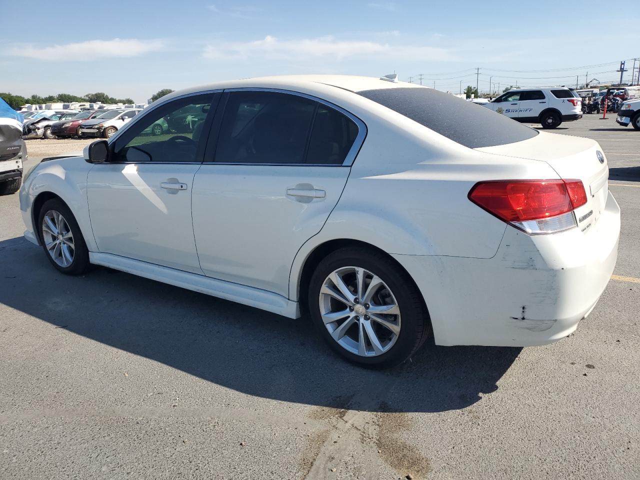 2013 Subaru Legacy 2.5I Limited - Фото 2