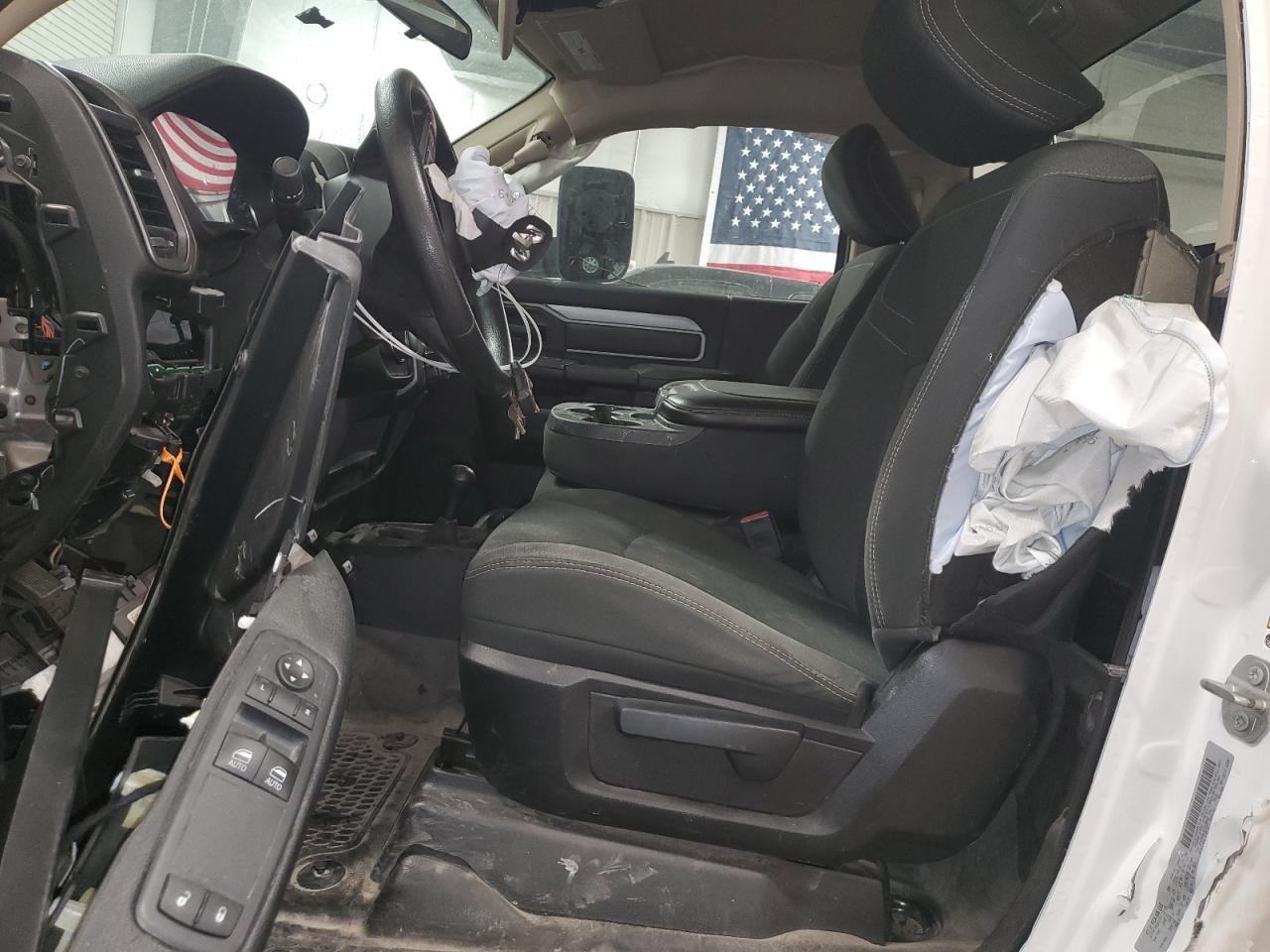 2020 Ram 2500 Tradesman - Фото 7