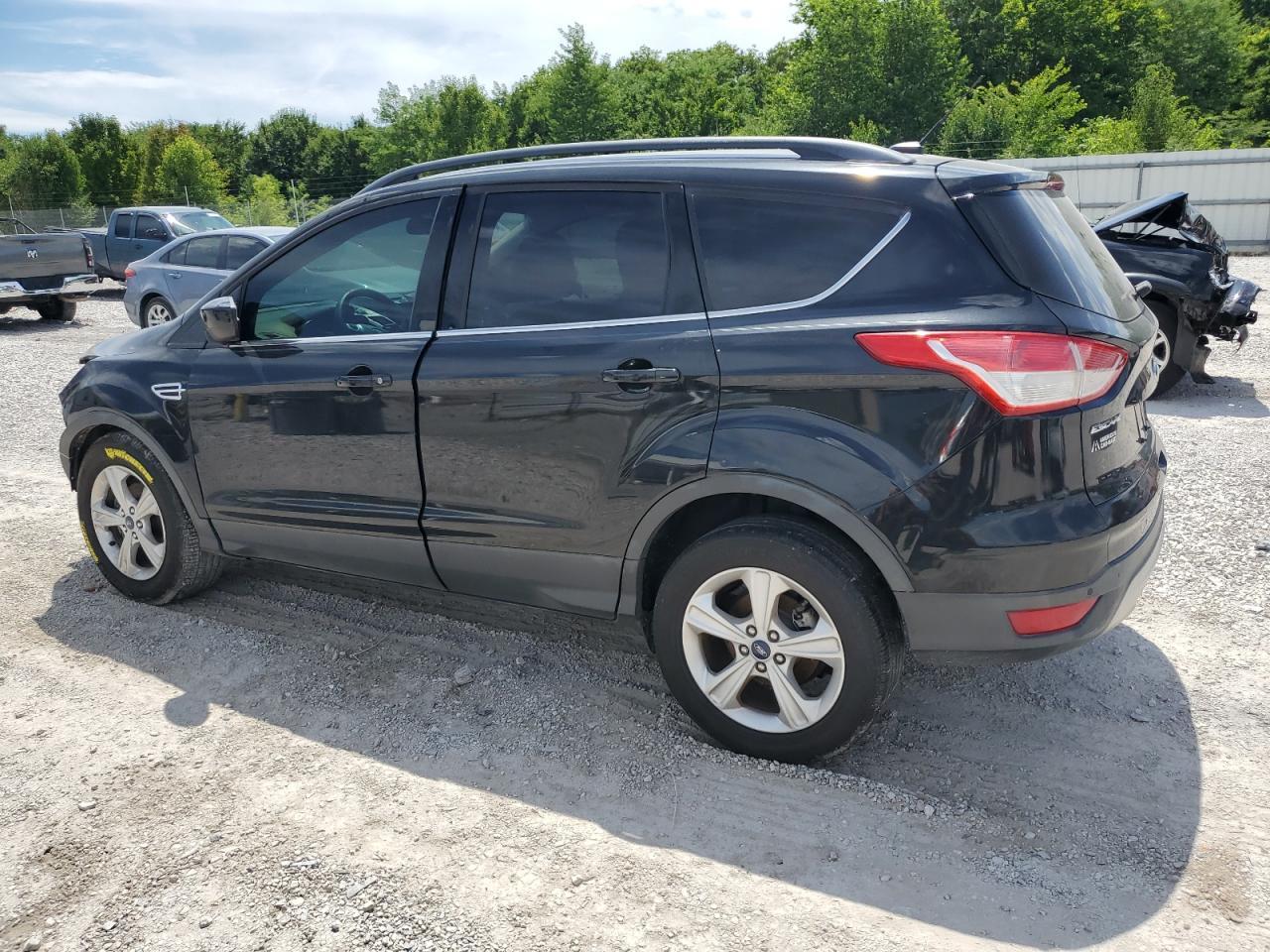 2014 Ford Escape Se - Фото 2