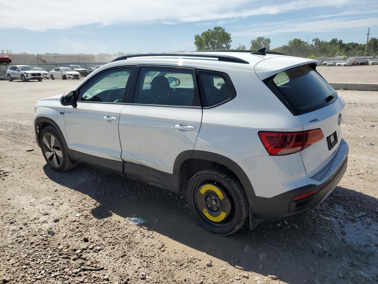 2023 Volkswagen Taos S - Фото 2