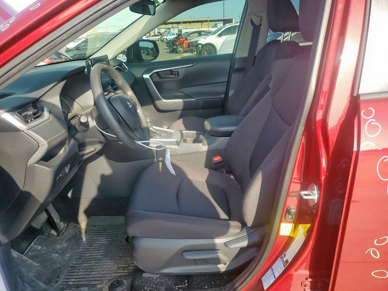 2021 Toyota Rav4 Le - Image 7