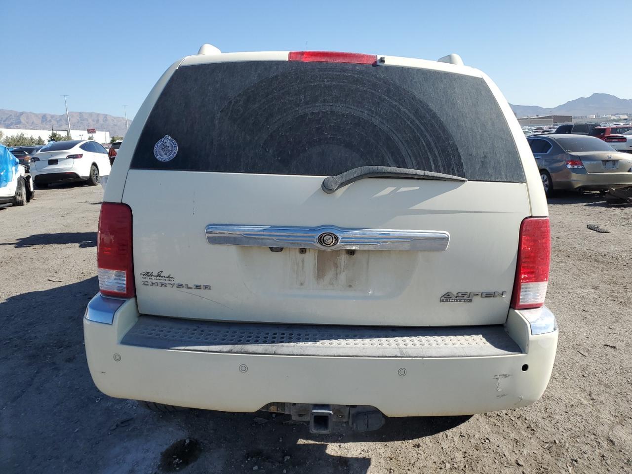 2009 Chrysler Aspen Limited - Фото 6