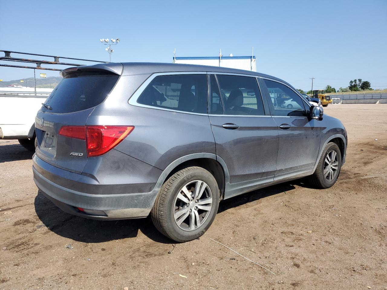 2017 Honda Pilot Exl - Image 3
