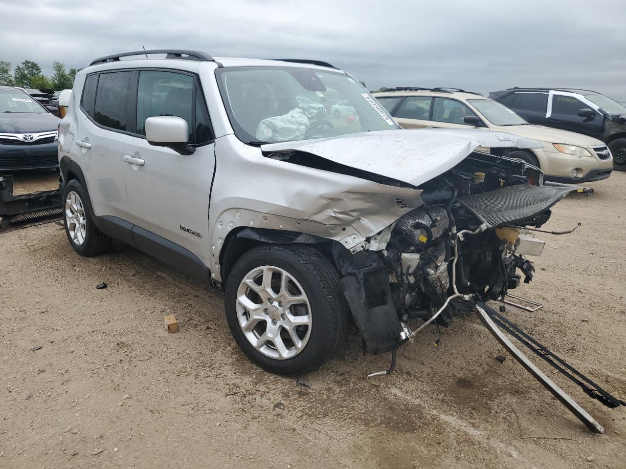 2016 Jeep Renegade Latitude - Фото 4