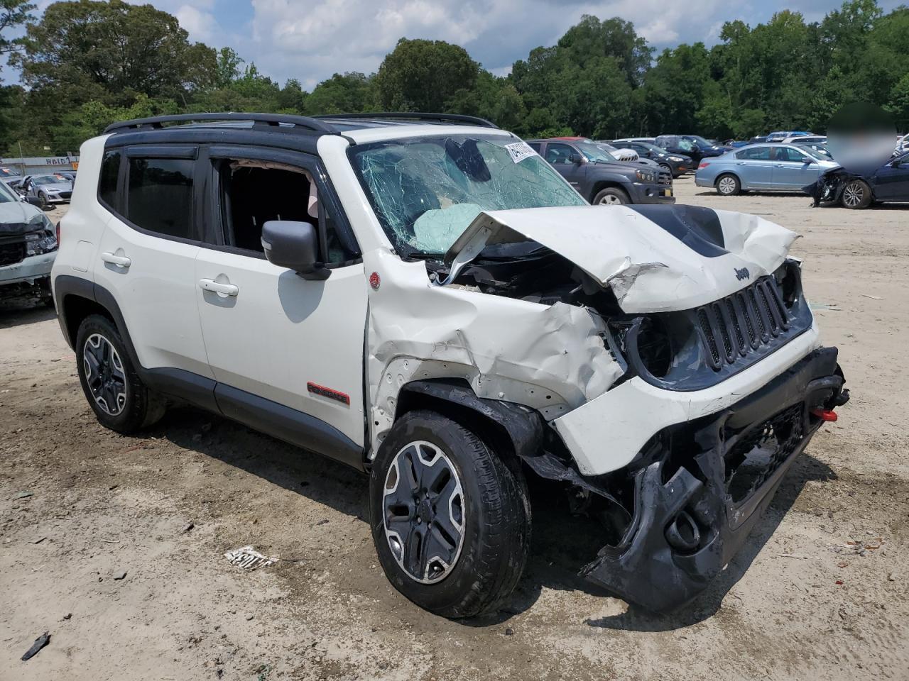 2016 Jeep Renegade Trailhawk - Фото 4