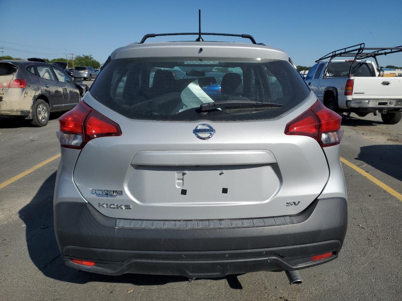 2019 Nissan Kicks S - Image 6