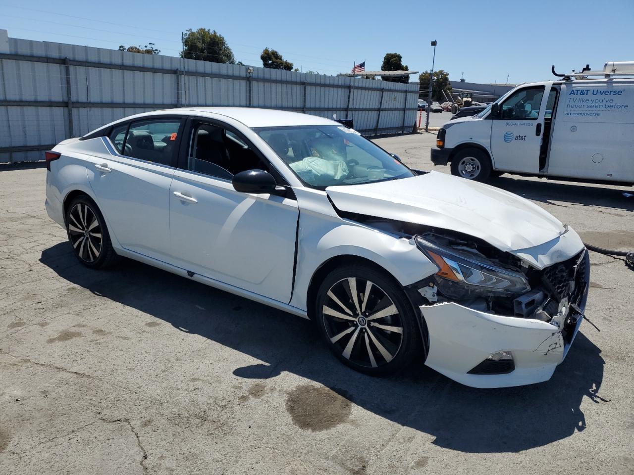2019 Nissan Altima Sr - Фото 4