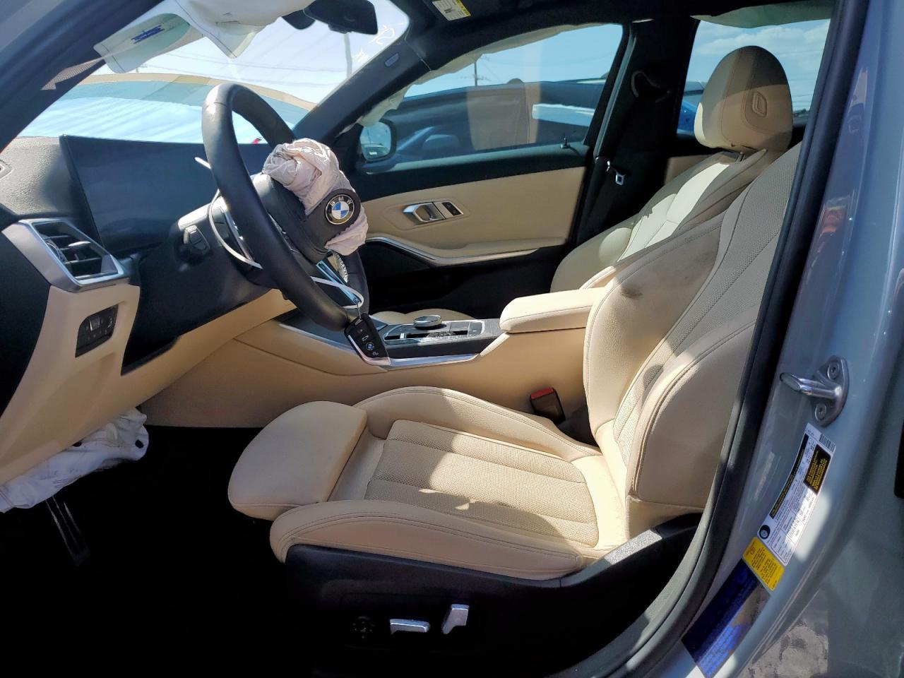 2023 BMW 330I - Фото 7