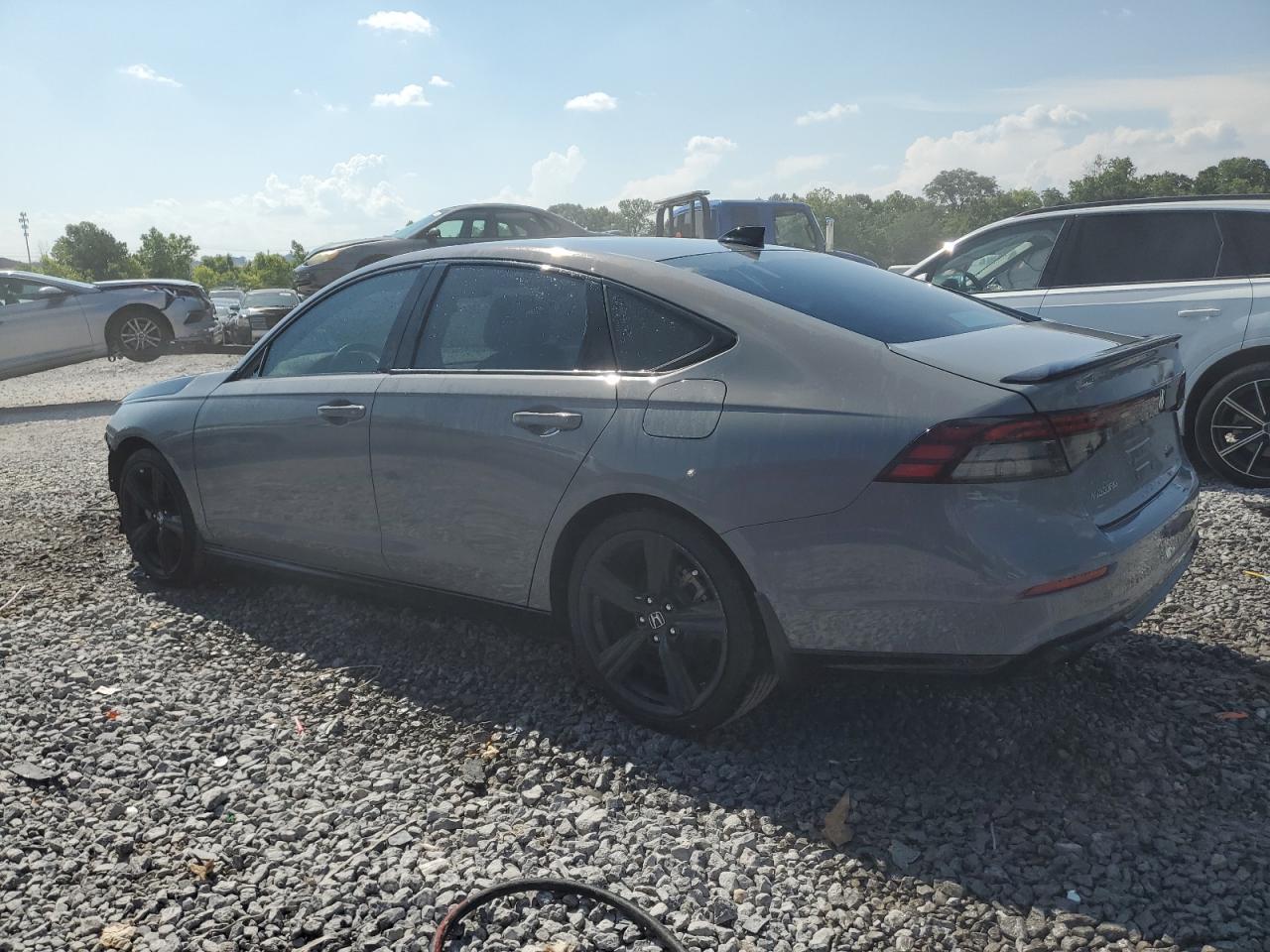 2023 Honda Accord Hybrid Sport-L - Image 2