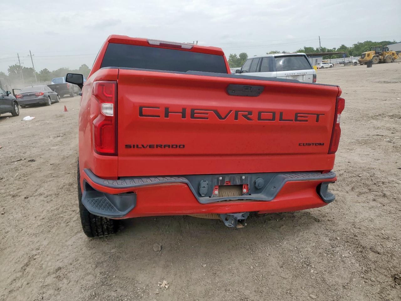 2021 Chevrolet Silverado K1500 Custom - Фото 6