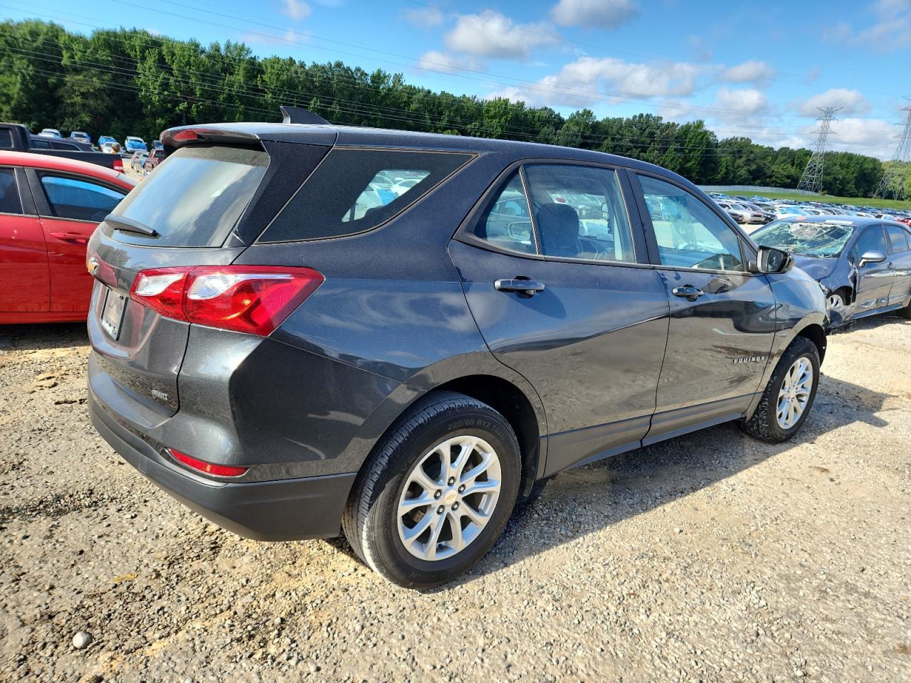 2020 Chevrolet Equinox Ls - Фото 3
