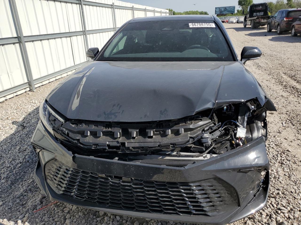 2025 Toyota Camry Xse - Image 5