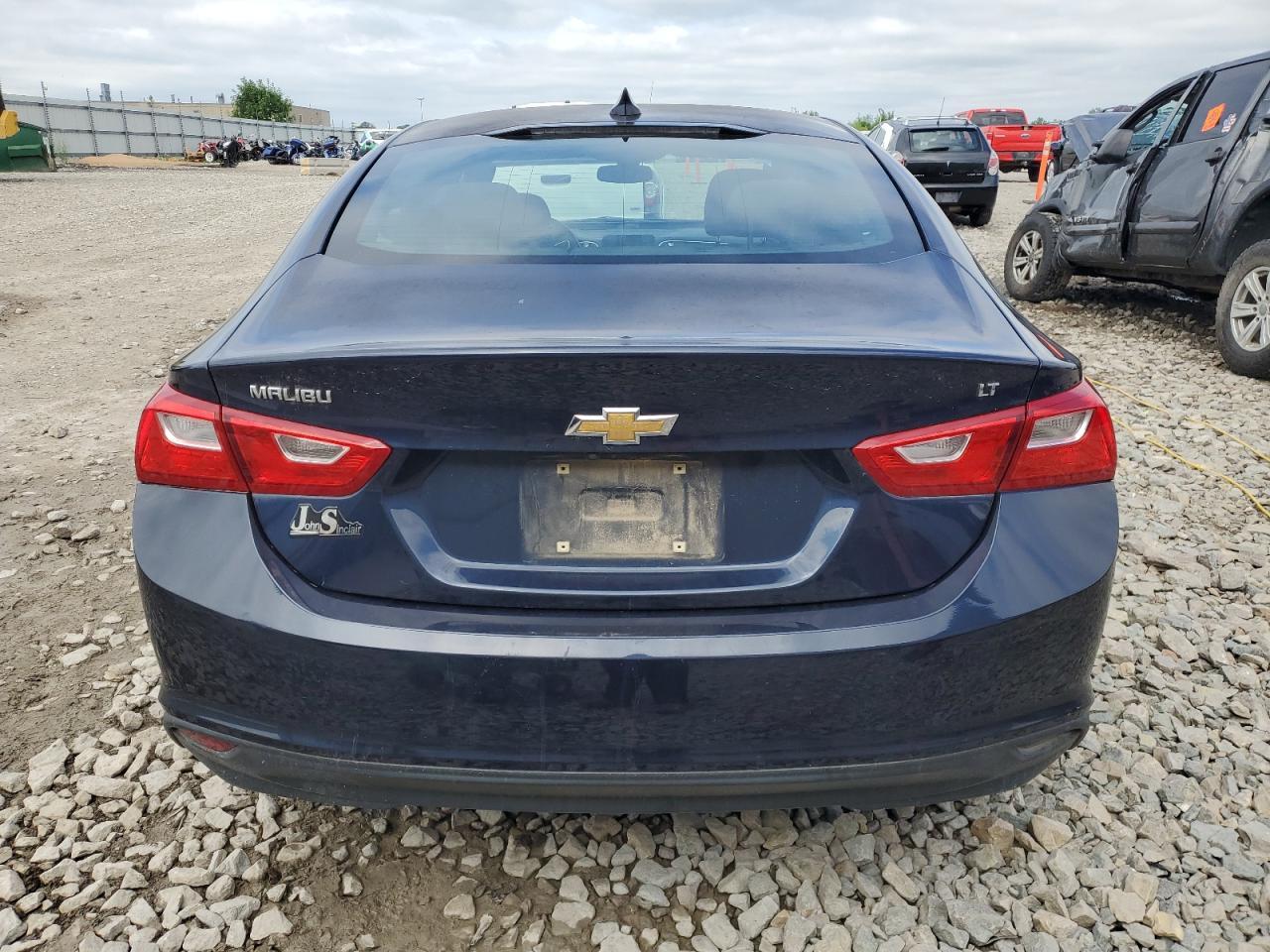 2017 Chevrolet Malibu Lt - Image 6
