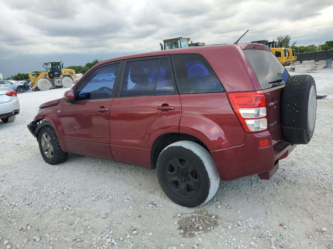 2006 Suzuki Grand Vitara - Image 2