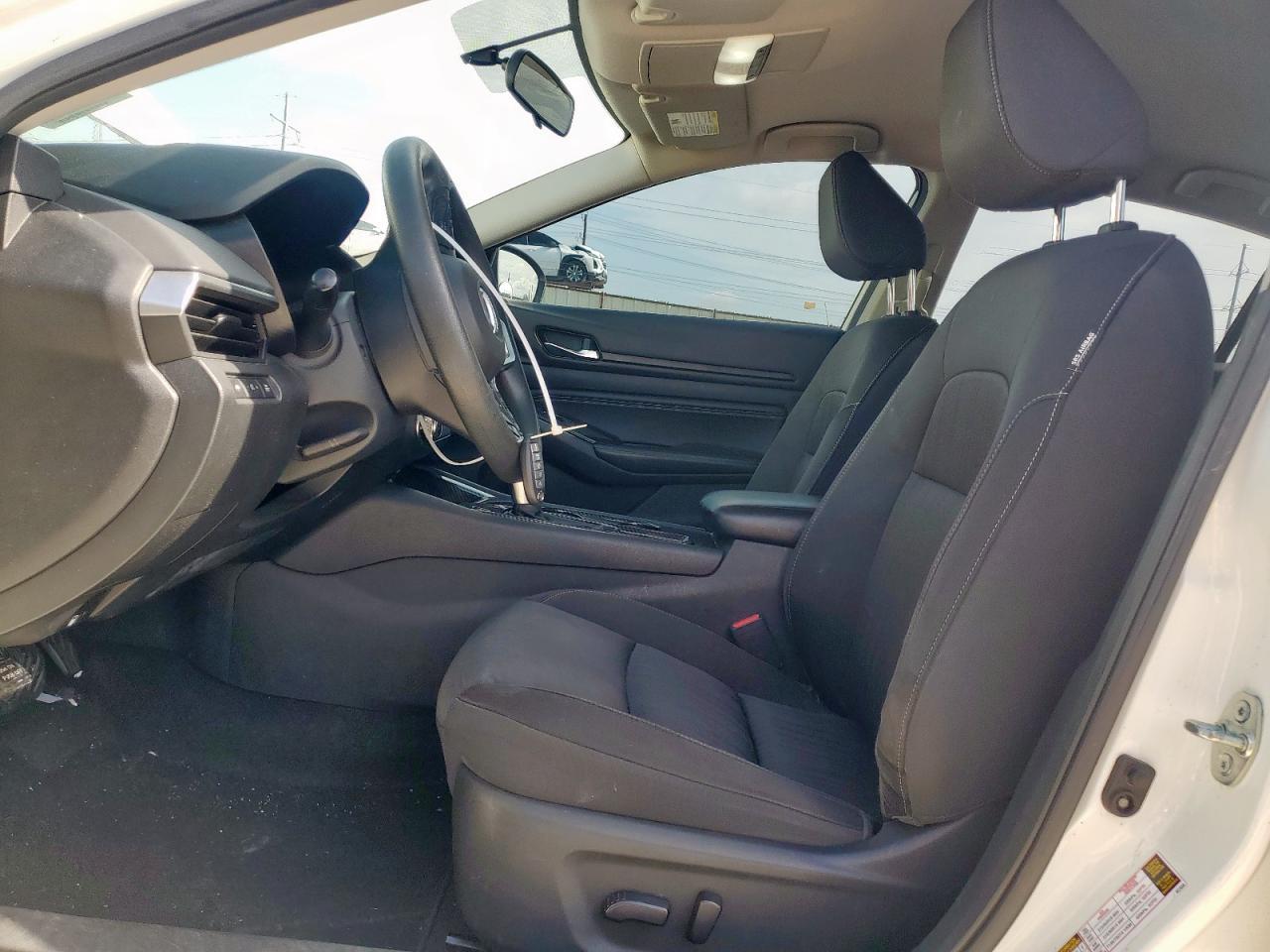 2019 Nissan Altima S - Фото 7