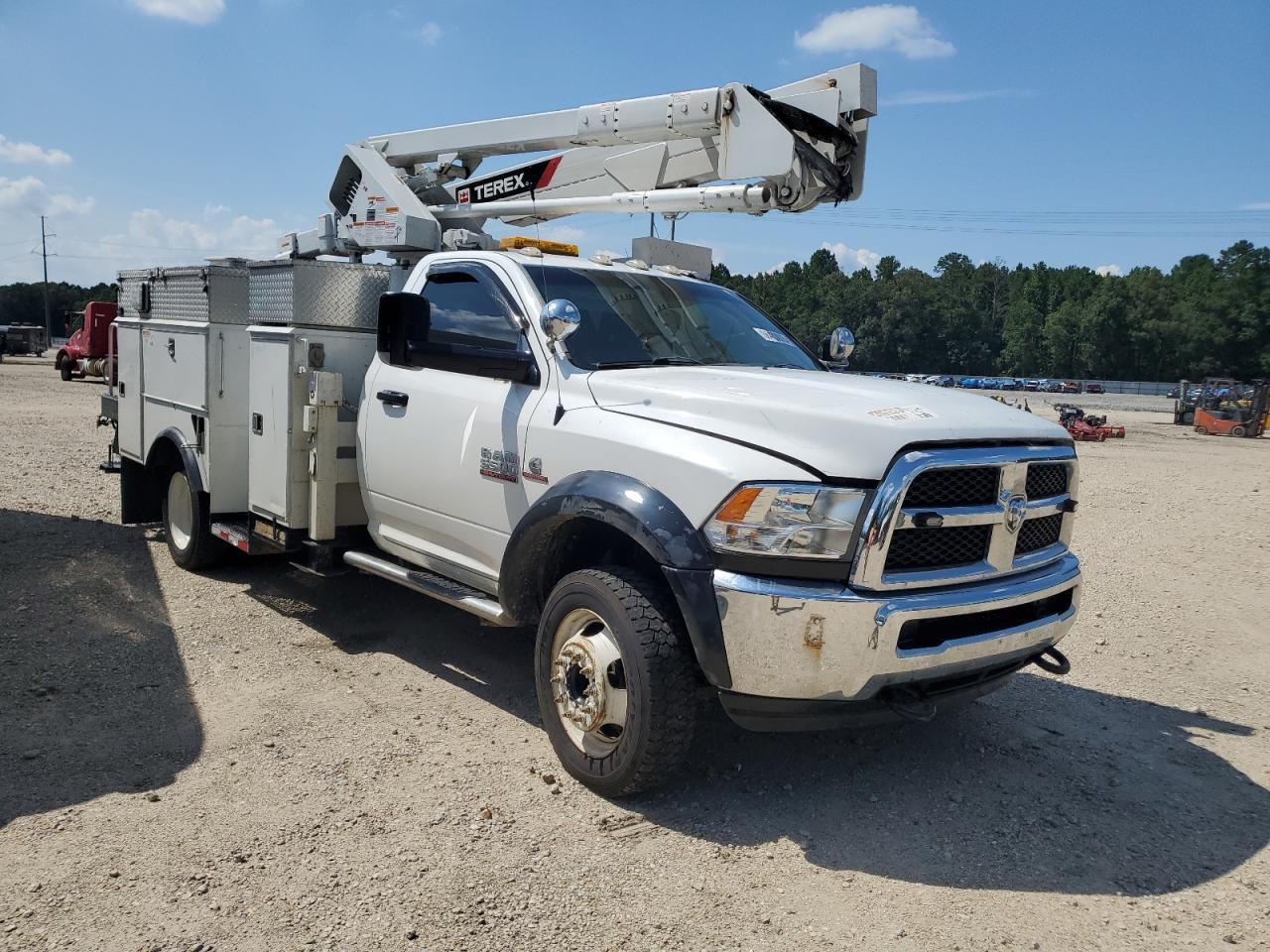 2015 Ram 5500 - Construction Trucks Cable Placer Bucket Truck - Image 4
