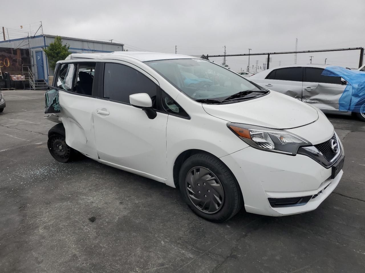 2017 Nissan Versa Note S - Фото 4