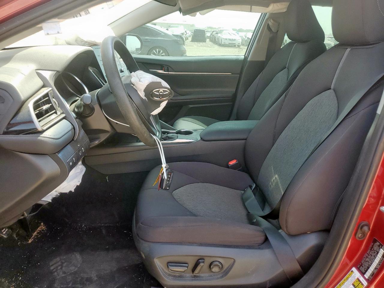 2021 Toyota Camry Le - Image 7