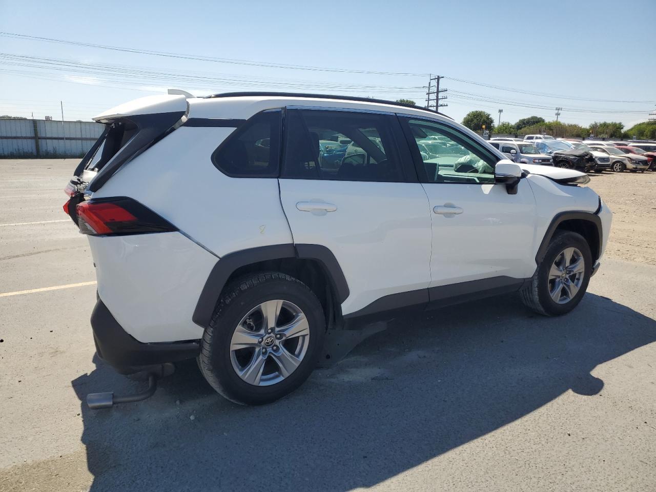 2023 Toyota Rav4 Xle - Image 3