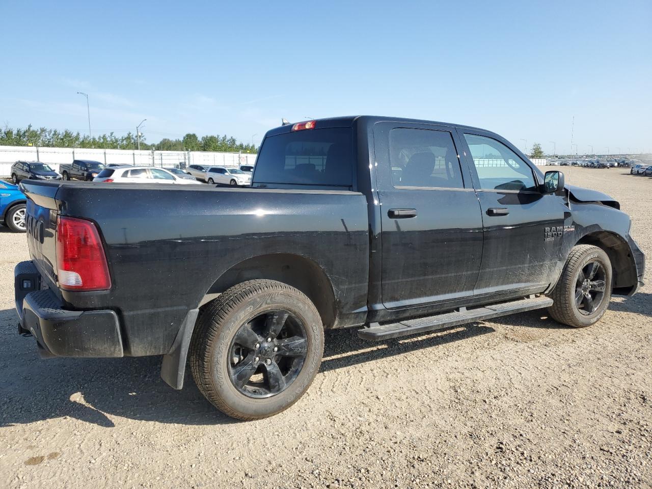 2023 Ram 1500 Classic Tradesman - Фото 3