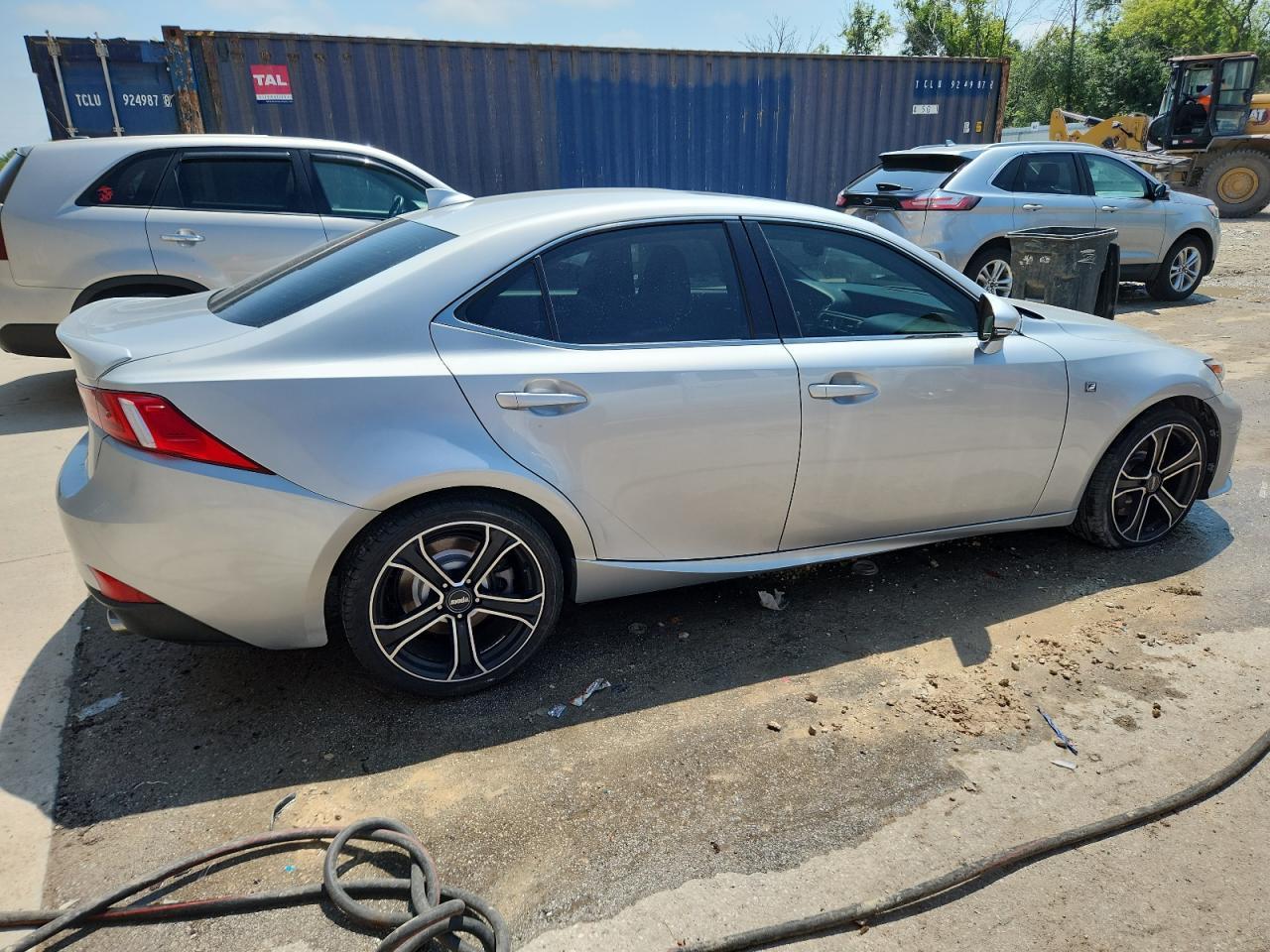 2016 Lexus Is 350 - Image 3