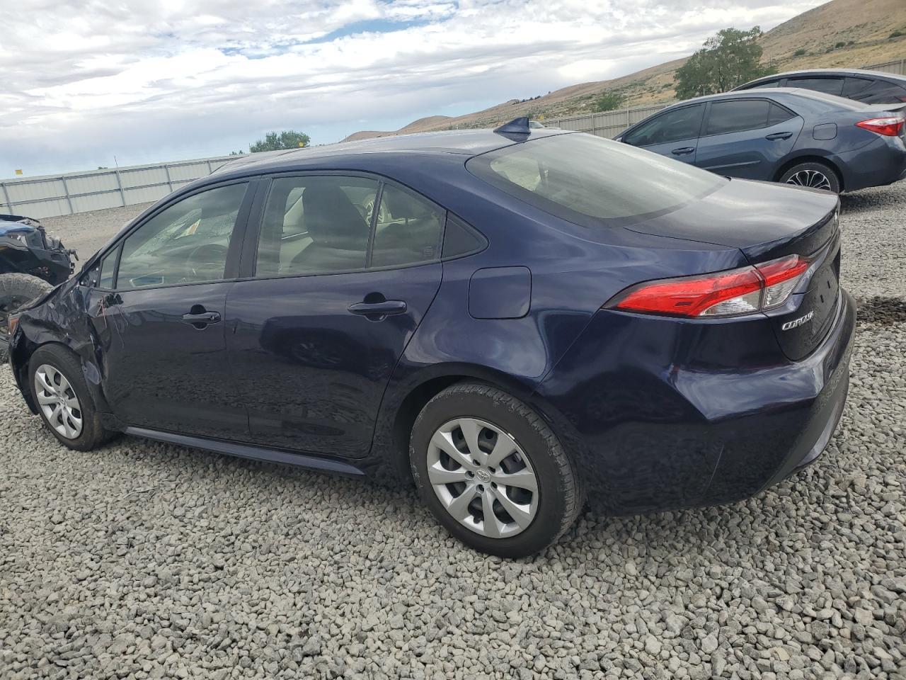 2021 Toyota Corolla Le - Фото 2