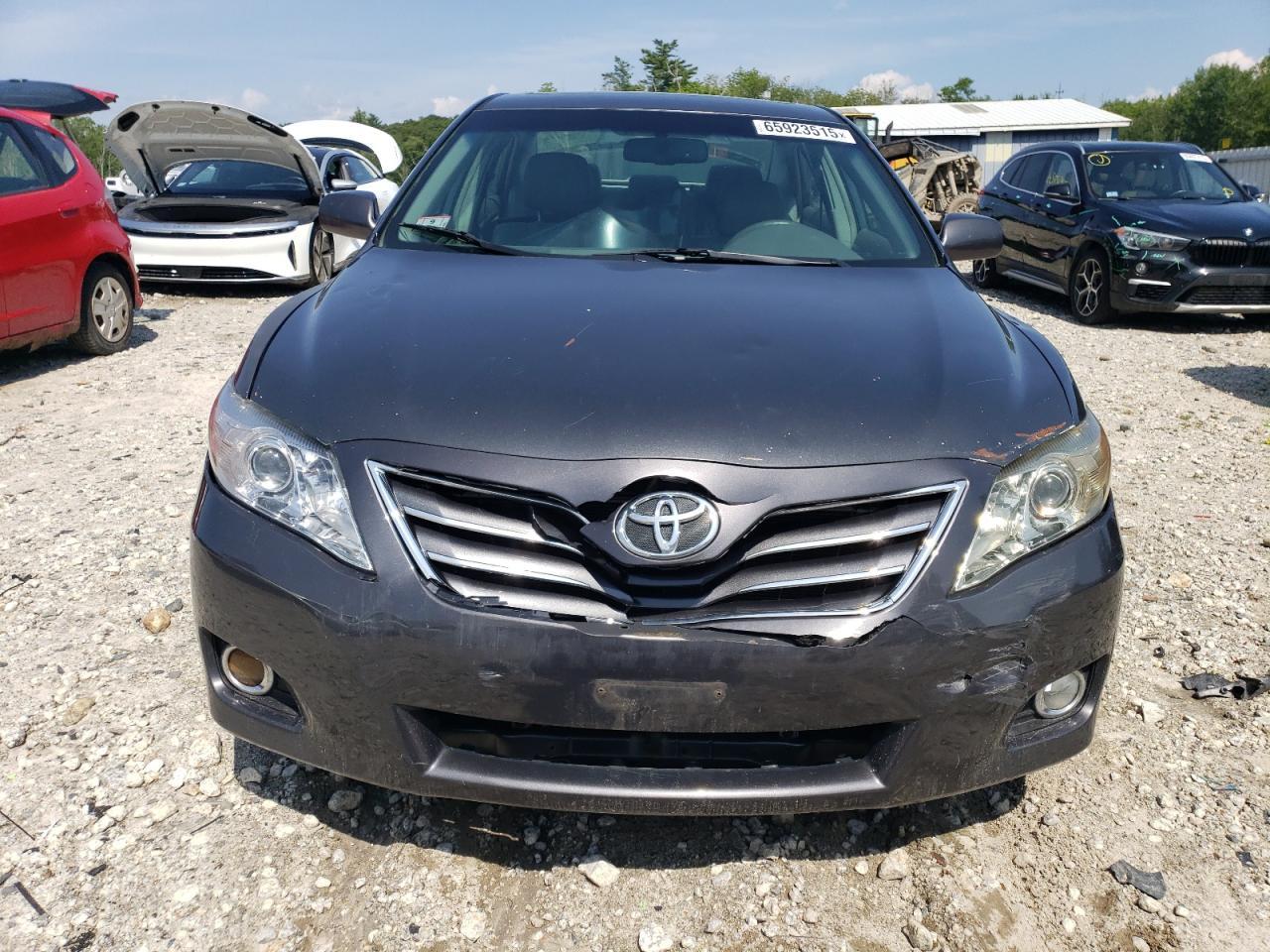 2010 Toyota Camry Base - Фото 5