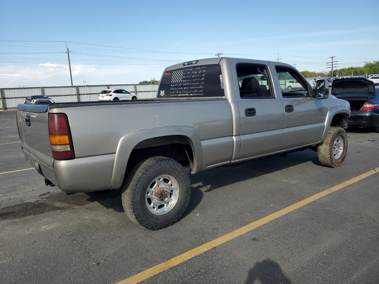 2002 Chevrolet Silverado K2500 Heavy Duty - Image 3