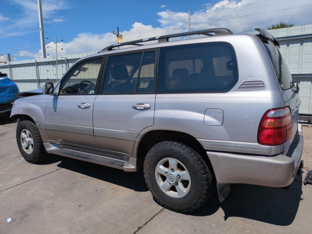2000 Toyota Land Cruiser Base - Фото 2