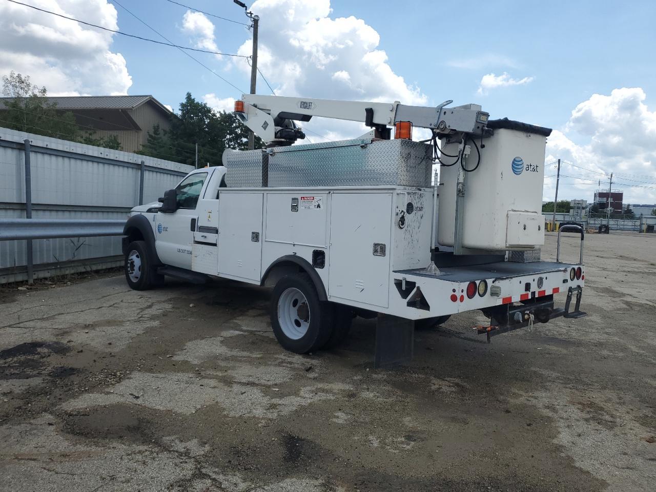 2013 Ford F450 Super Duty - Фото 2