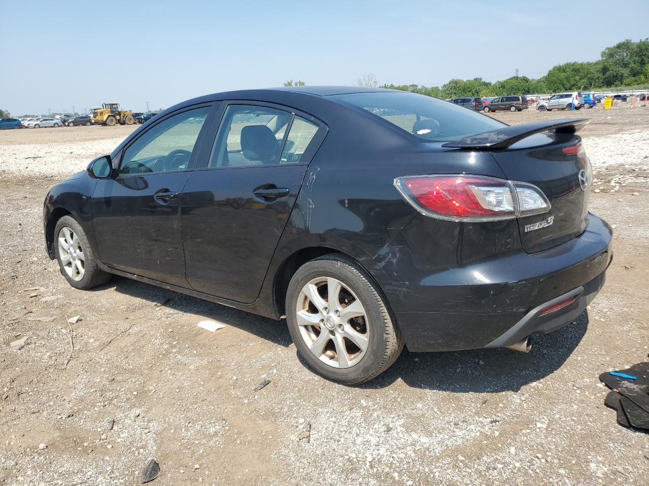 2010 Mazda 3 I - Фото 2