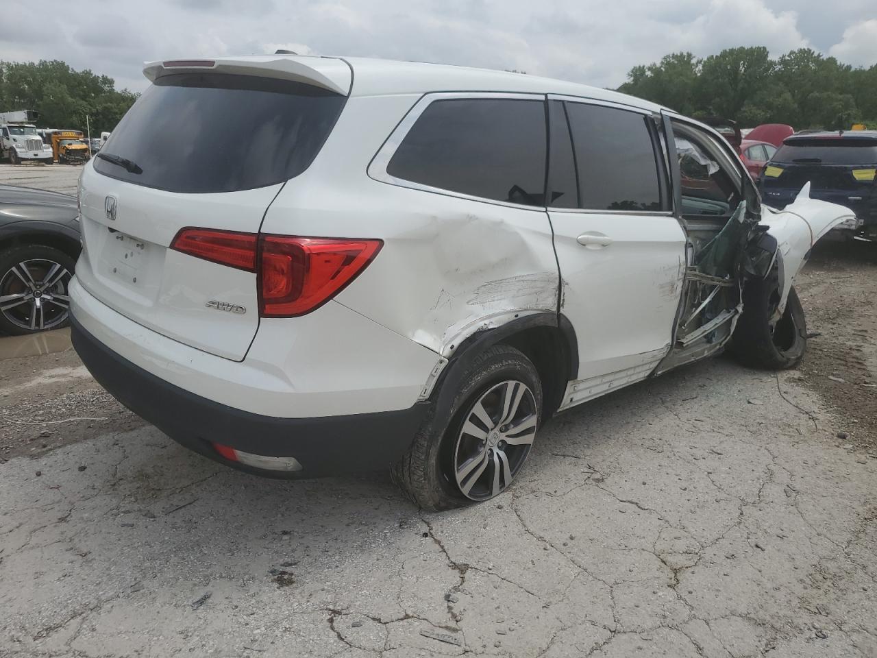 2018 Honda Pilot Exl - Image 3