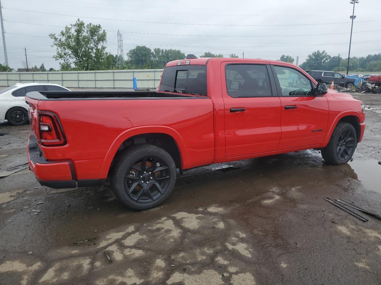 2025 Ram 1500 Laramie - Image 3