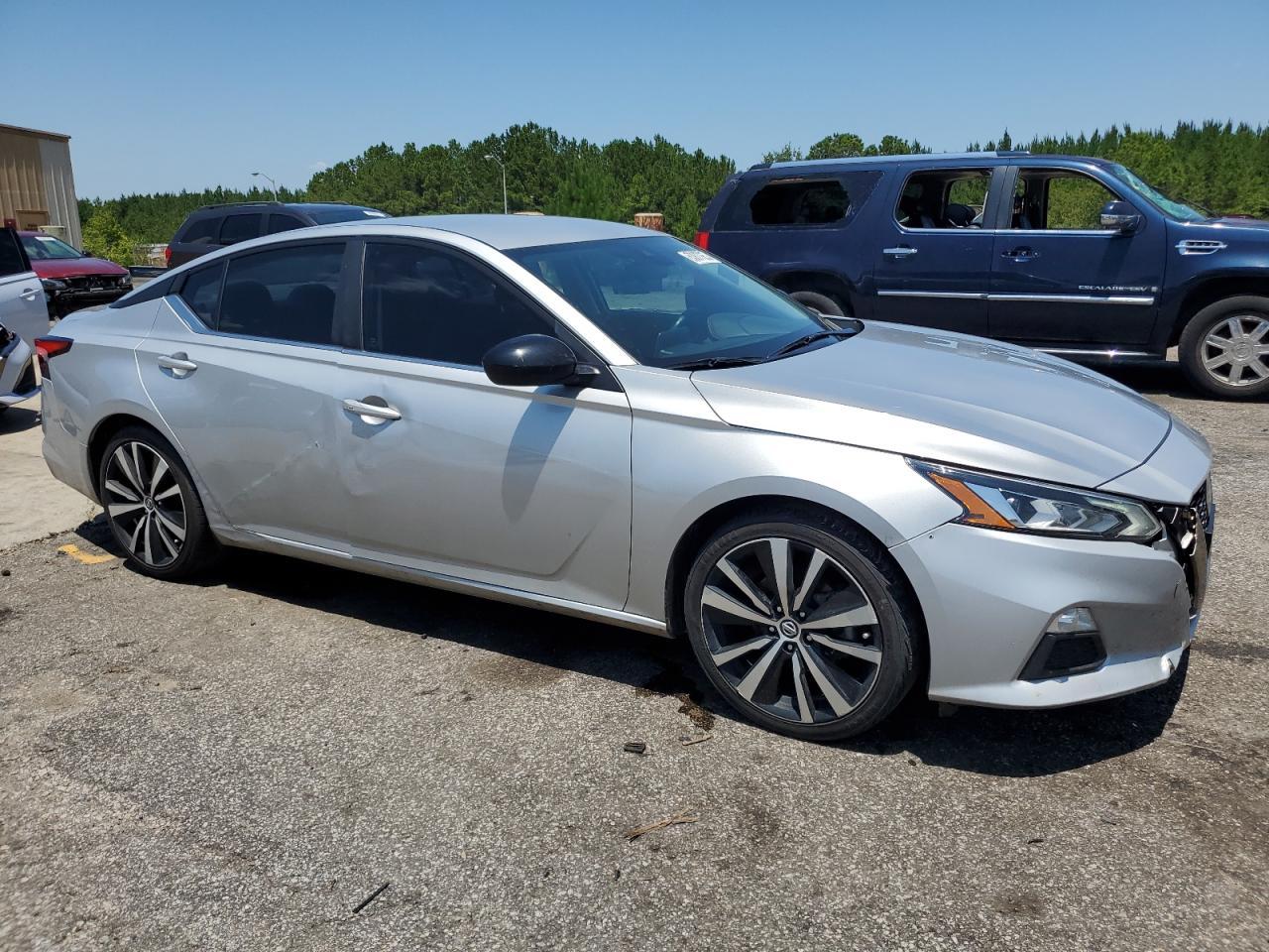 2022 Nissan Altima Sr - Фото 4