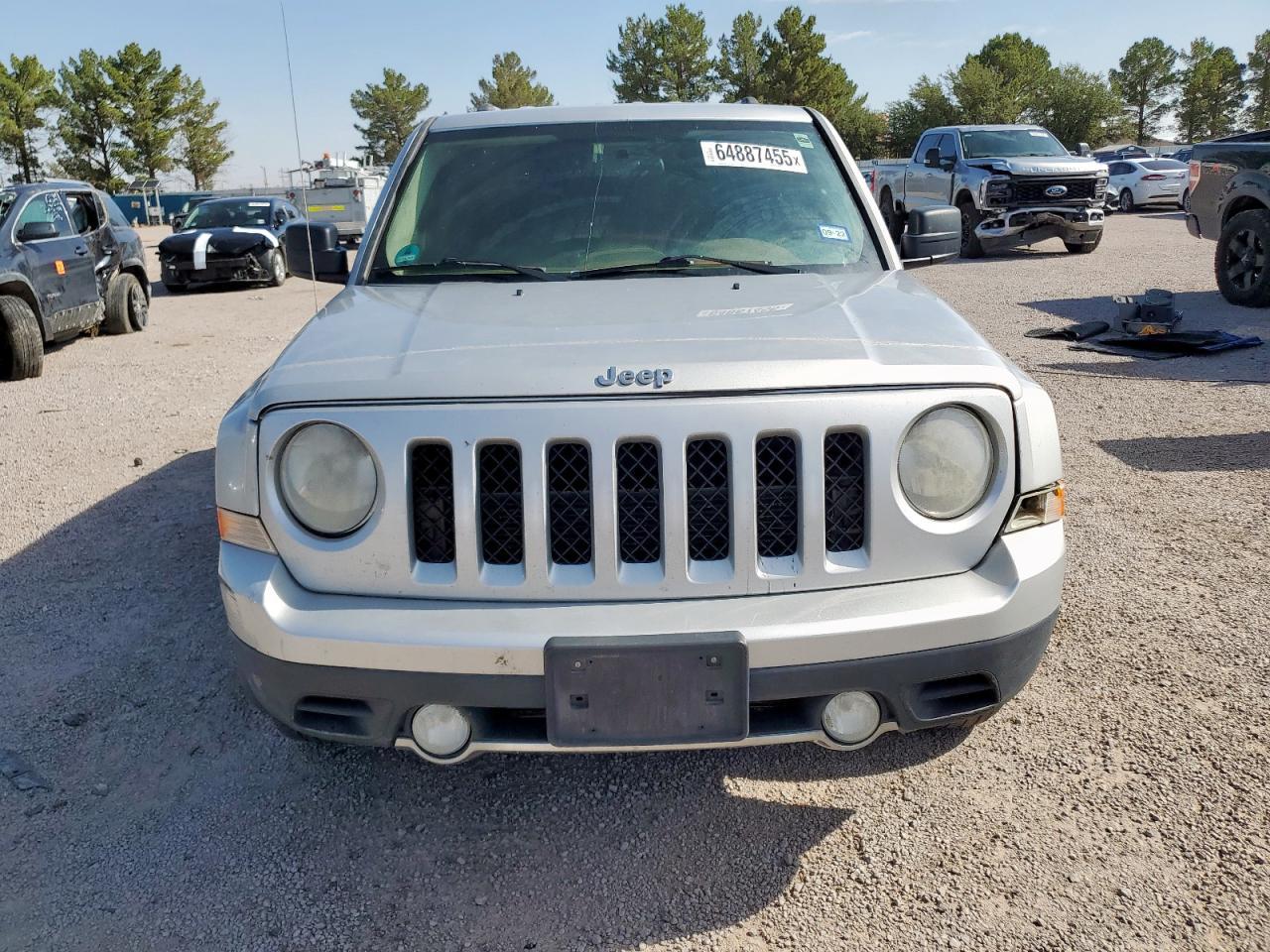 2011 Jeep Patriot Latitude - Фото 5