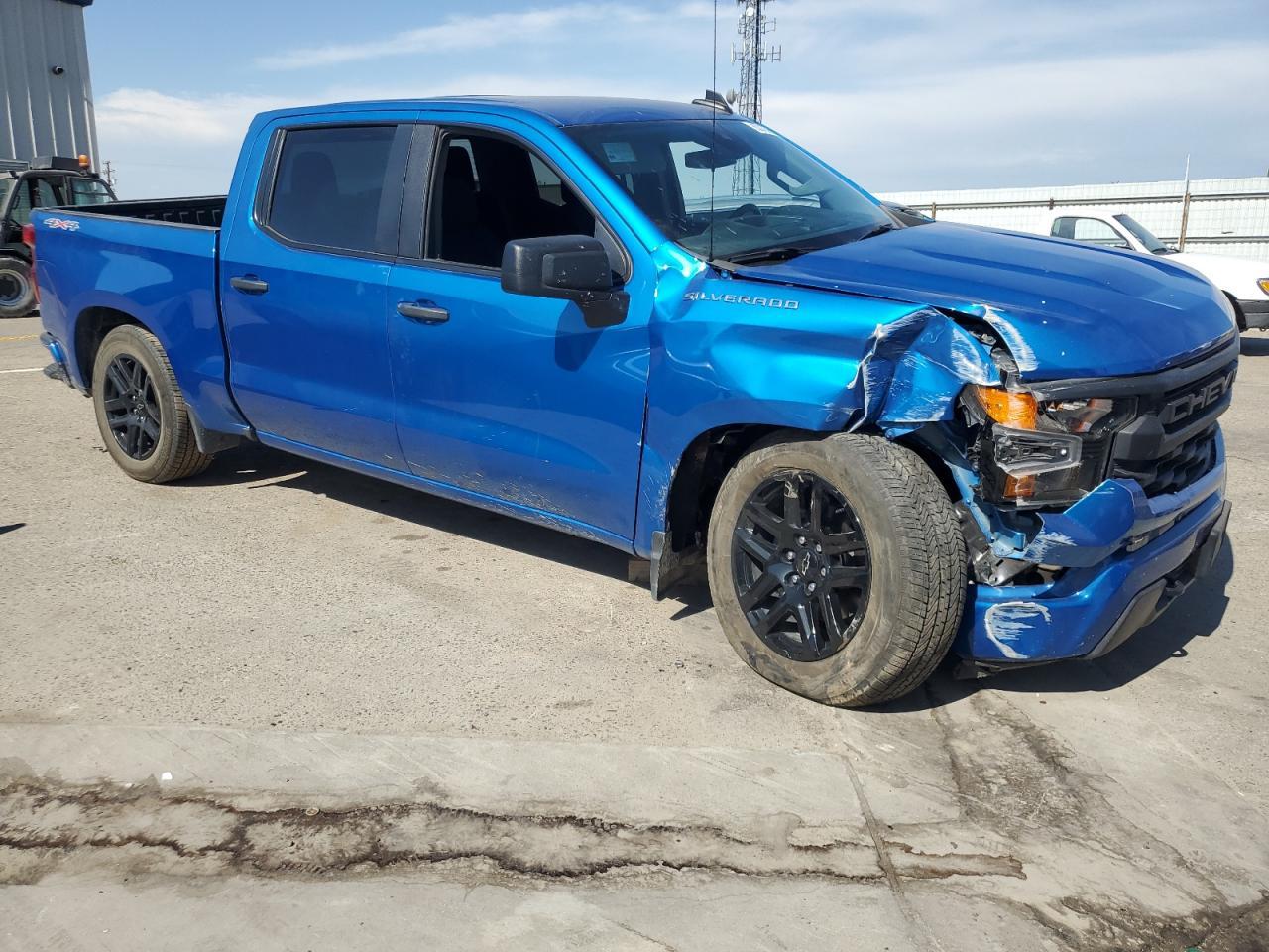 2024 Chevrolet Silverado K1500 Custom - Фото 4