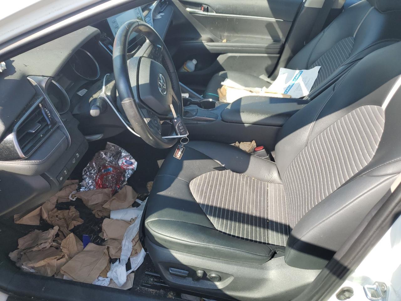 2021 Toyota Camry Se - Фото 7