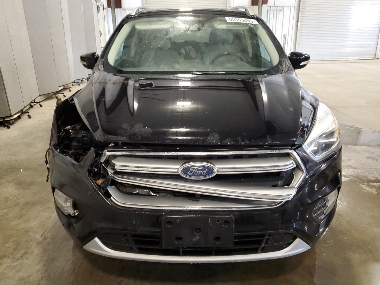 2017 Ford Escape Titanium - Image 5