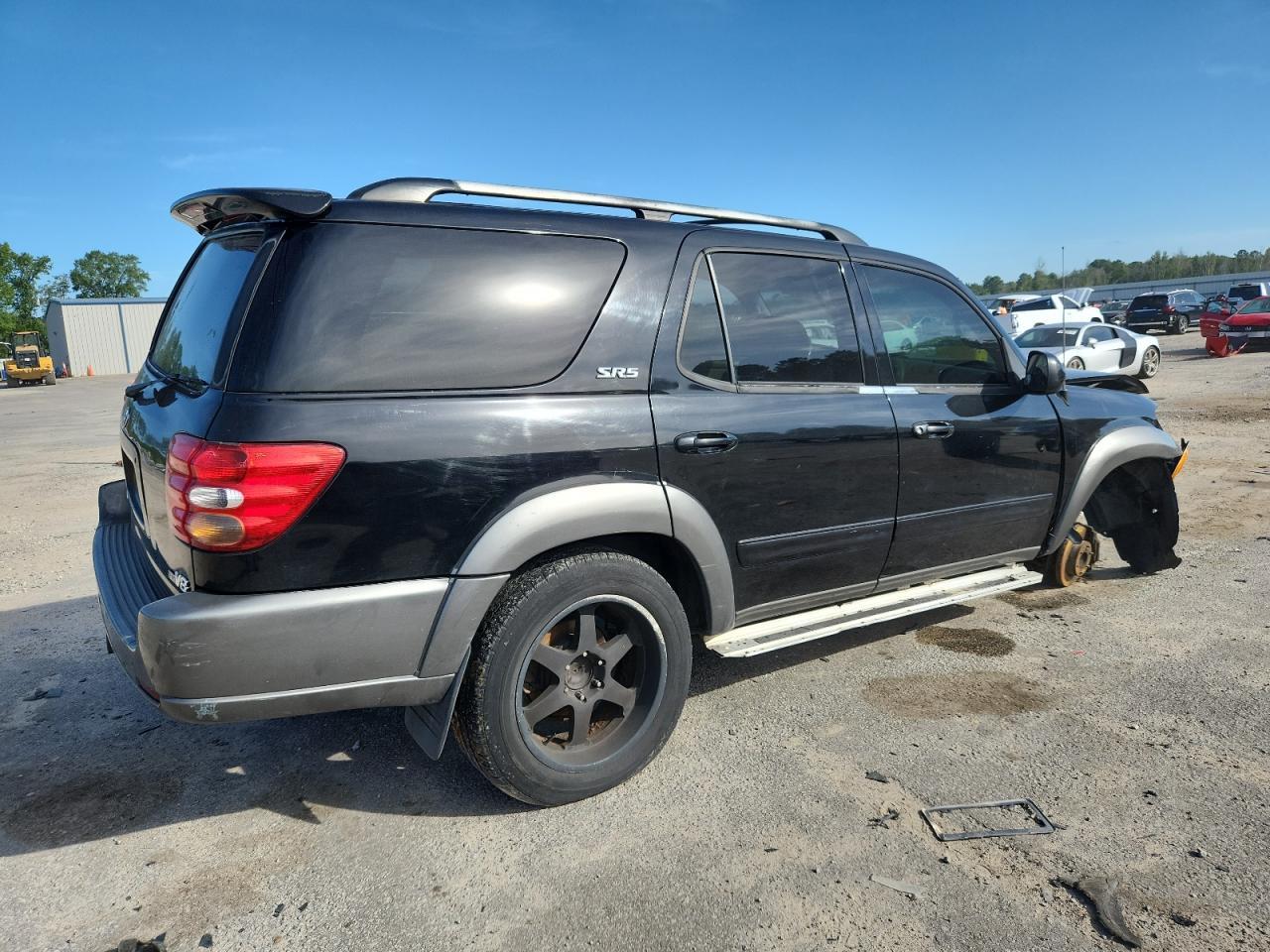 2004 Toyota Sequoia Sr5 - Фото 3