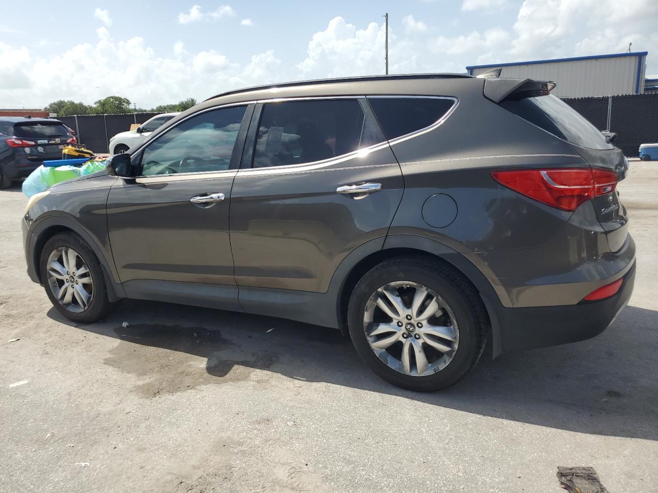 2013 Hyundai Santa Fe Sport - Image 2