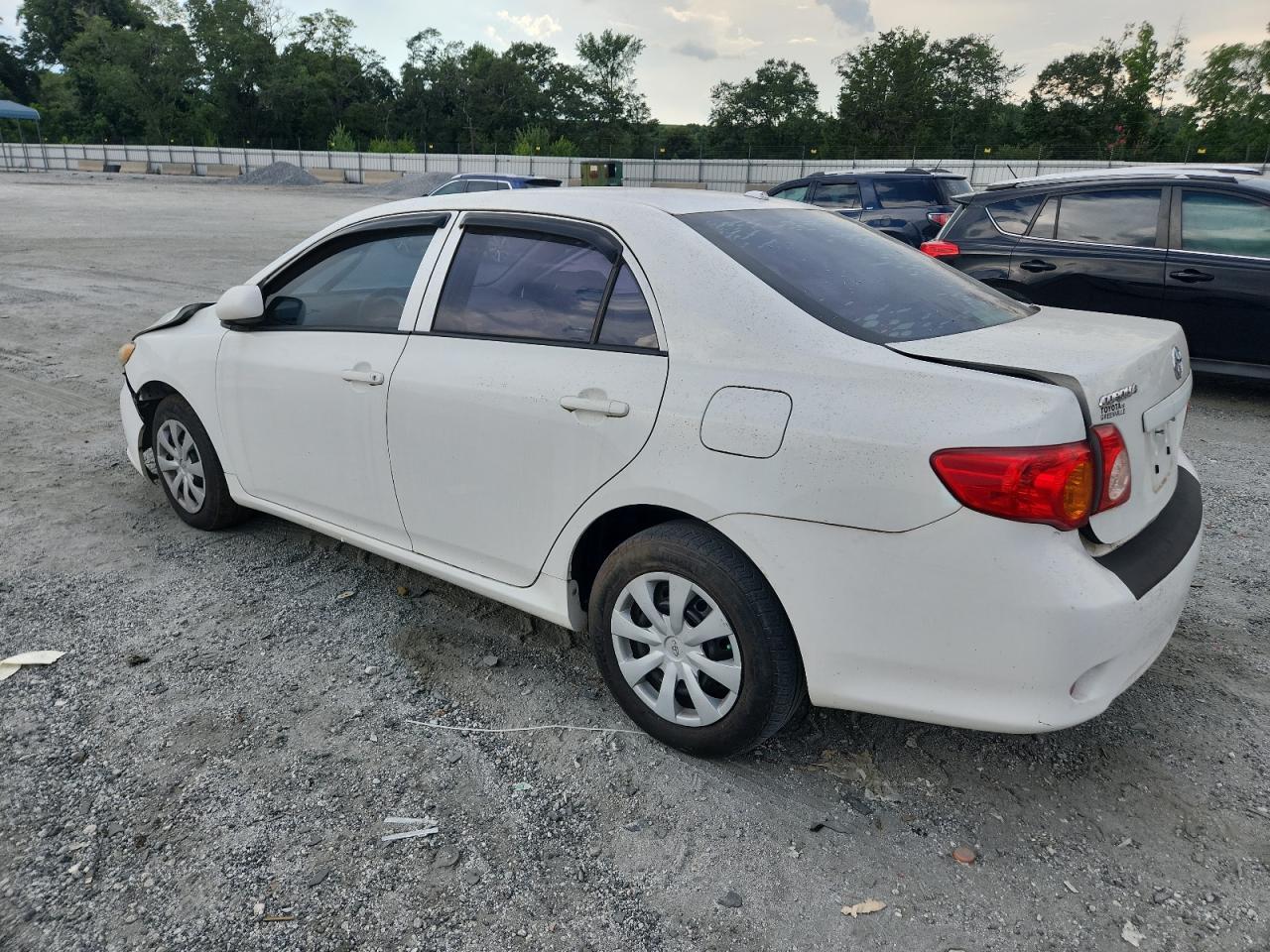 2010 Toyota Corolla Base - Фото 2